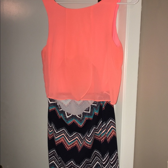 Springtime dress - Picture 2 of 2